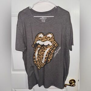 the Rolling Stones Gray Tee with Leopard Tongue Graphic